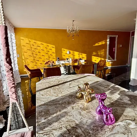 Feriehus Stadthaus Amanda *